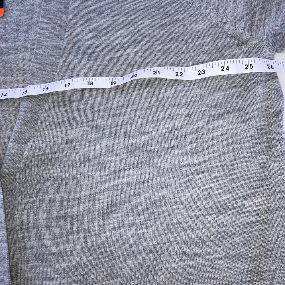 Banana Republic Gray Italian Fine Merino Wool Button up Cardigan Size 2XL New - Picture 4 of 11